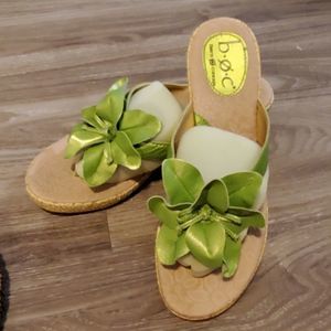 Born metallic green flower rope wedges size 10